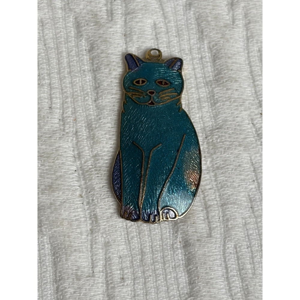 vintage cloisonné enamel cat pendant, teal body with gold-tone
